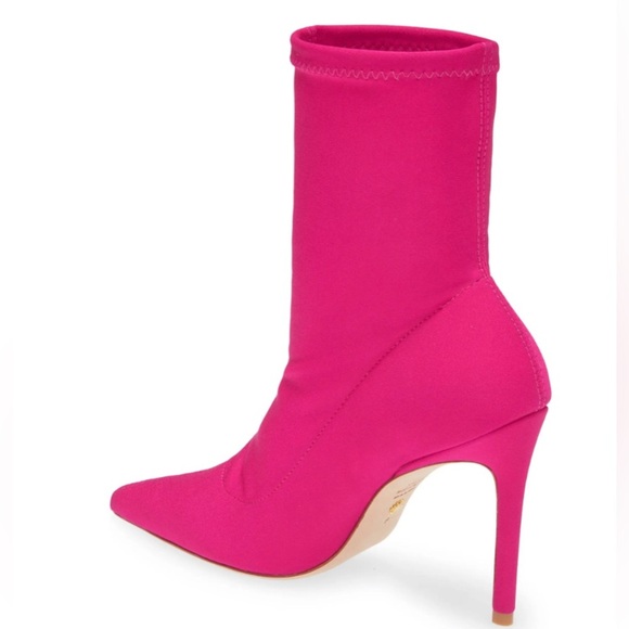 Stuart Weitzman suede ankle boots - Picture 2 of 11